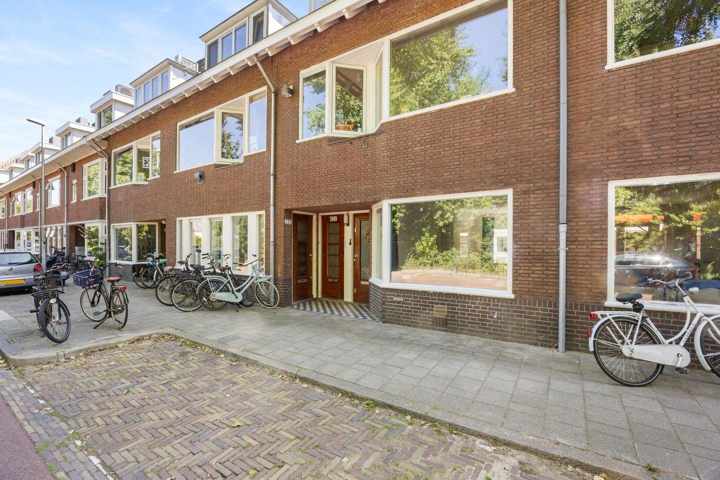 Photo 5 of Cremerstraat 224