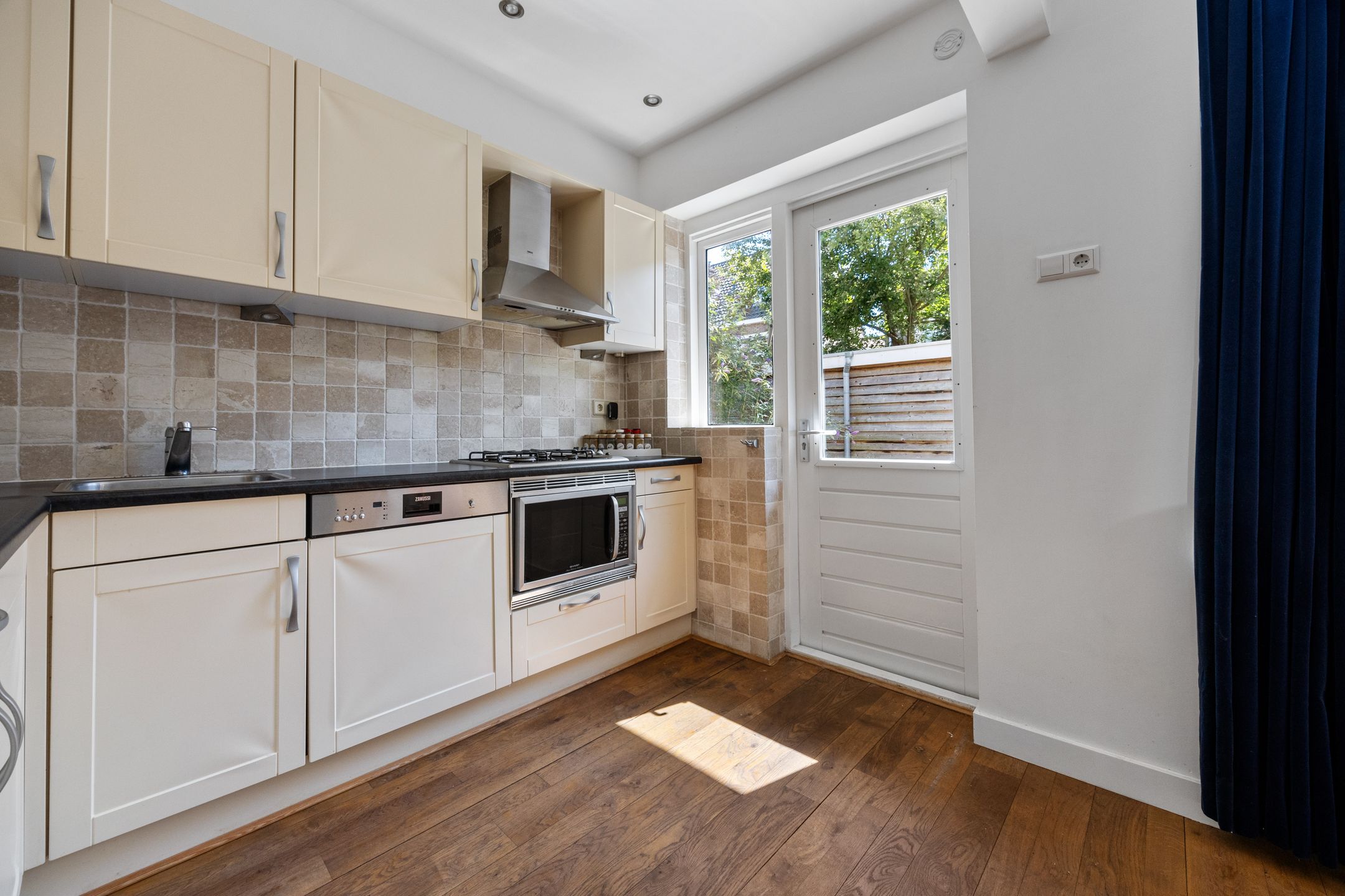 Photo 15 of Cremerstraat 224