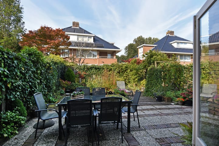 Photo 36 of Koperwieklaan 14