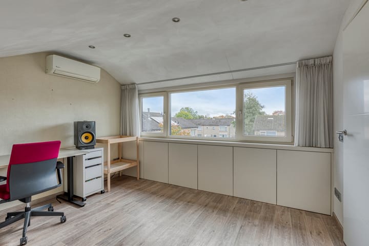 Photo 21 of Jacob Obrechtpark 19