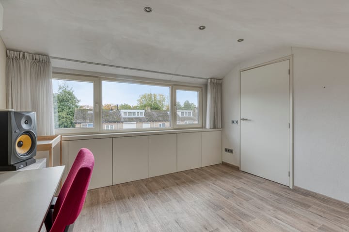 Photo 22 of Jacob Obrechtpark 19