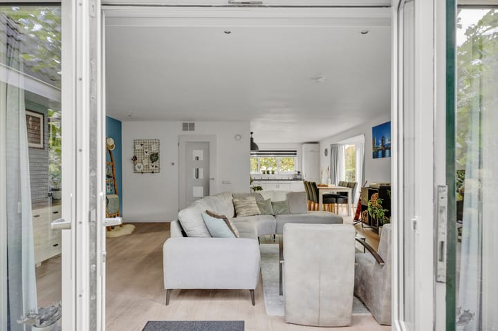 Photo 10 of Menno van Coehoornstraat 39