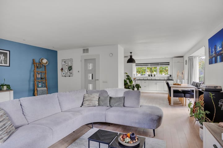 Photo 11 of Menno van Coehoornstraat 39