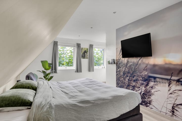 Photo 25 of Menno van Coehoornstraat 39