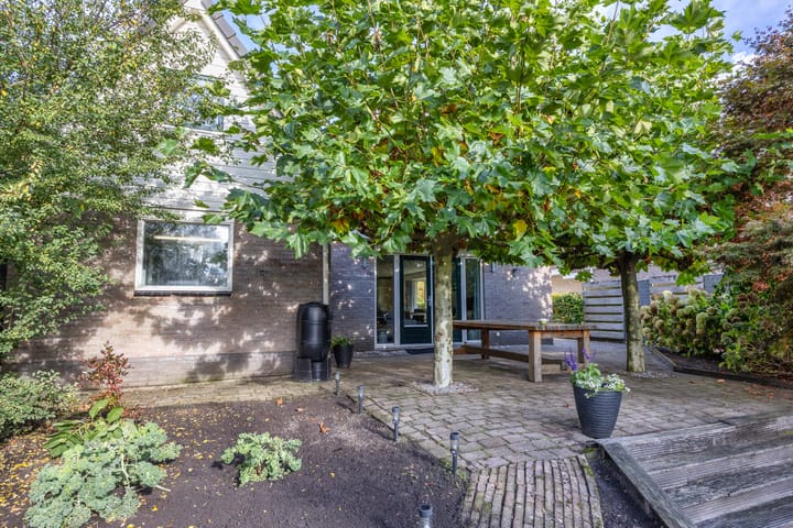 Photo 33 of Menno van Coehoornstraat 39