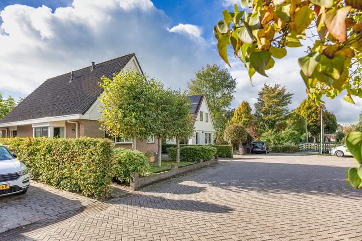 Photo 37 of Menno van Coehoornstraat 39