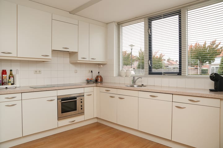 Foto 10 van Jan van Galenstraat 28