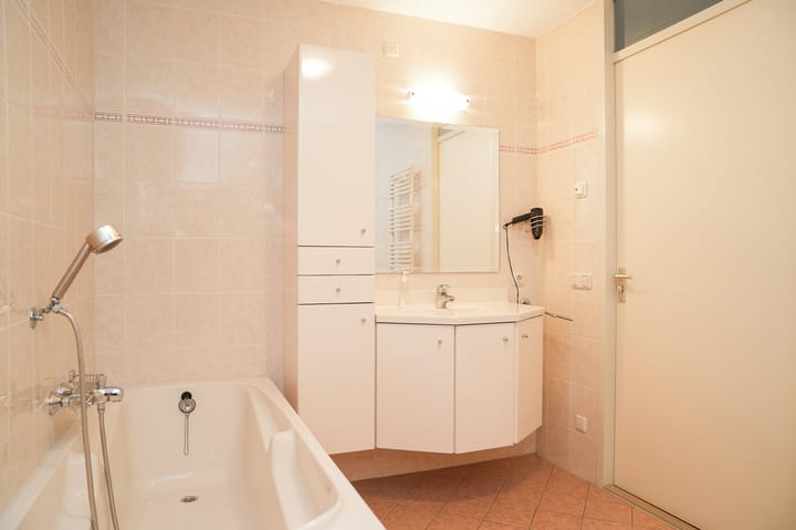 Foto 15 van Jan van Galenstraat 28