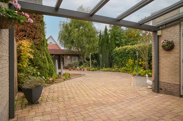 Foto 30 van Jan van Galenstraat 28