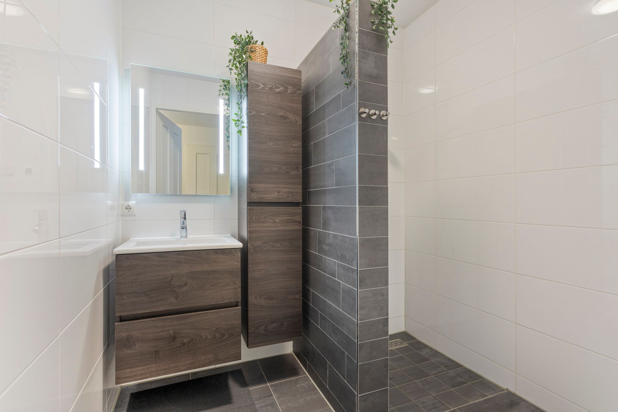 Foto 18 van Charley Tooropgracht 109