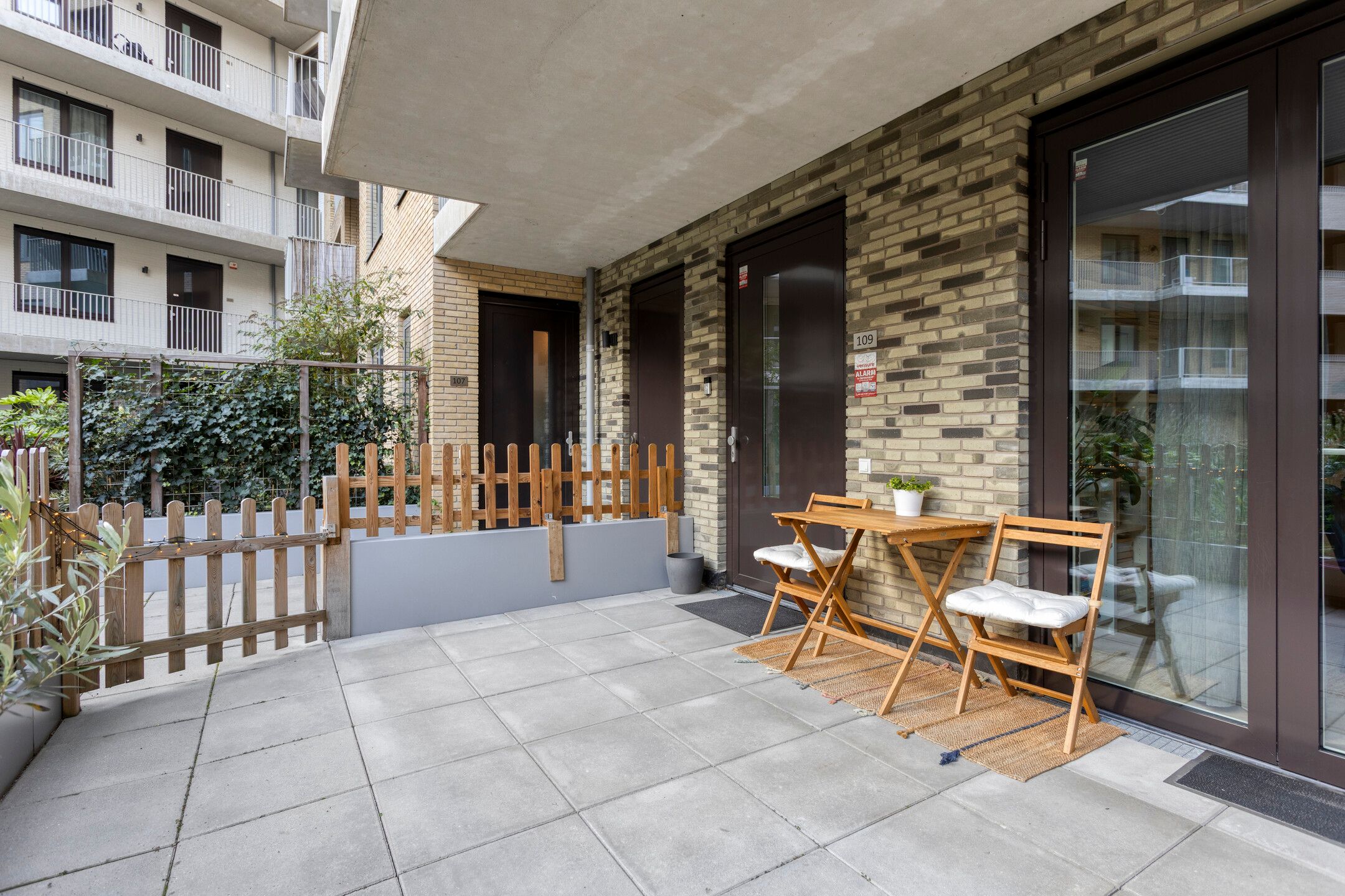 Foto 24 van Charley Tooropgracht 109