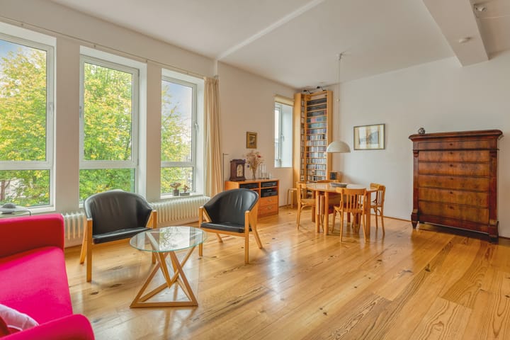 Photo 2 of Nieuwe Uilenburgerstraat 3-M