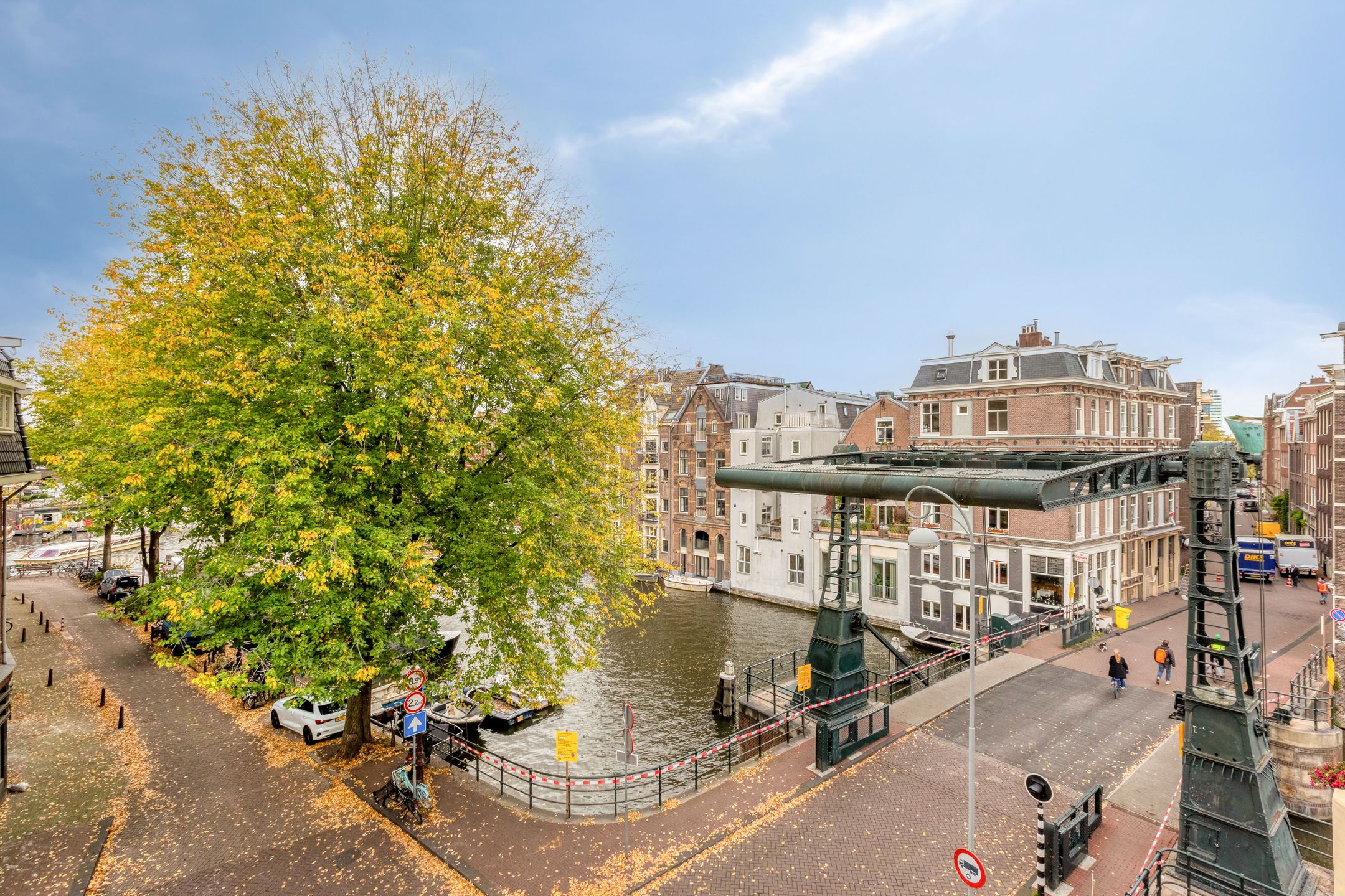 Photo 9 of Nieuwe Uilenburgerstraat 3-M