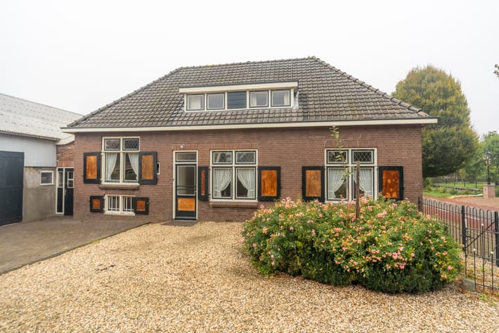 Foto 11 van Dorpsweg 64-A