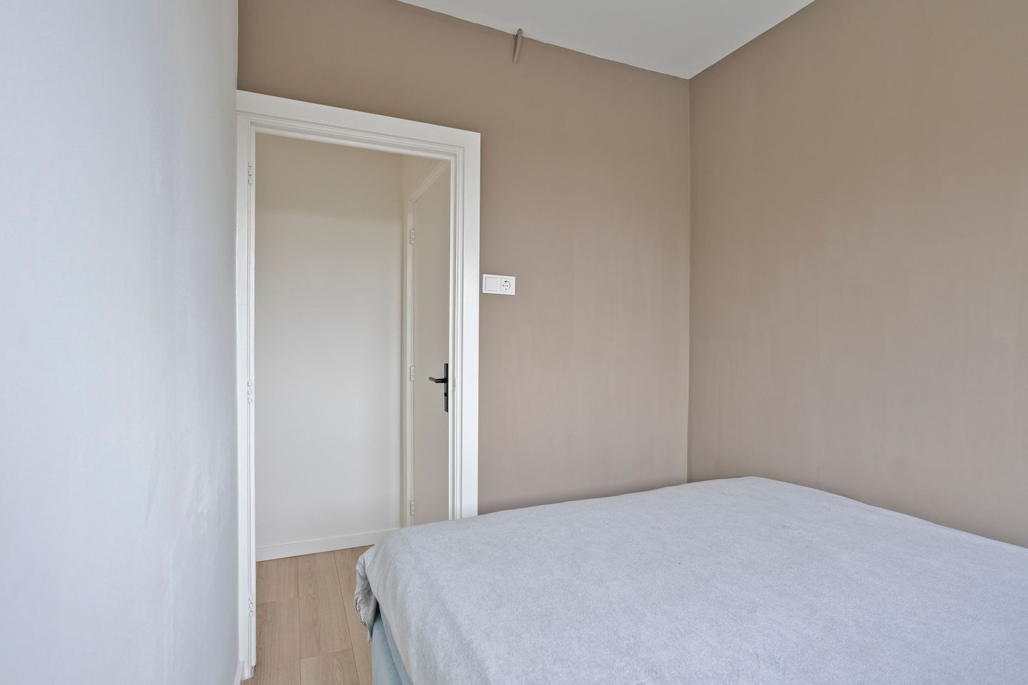 Photo 20 of Pieter de Hooghstraat 35-B