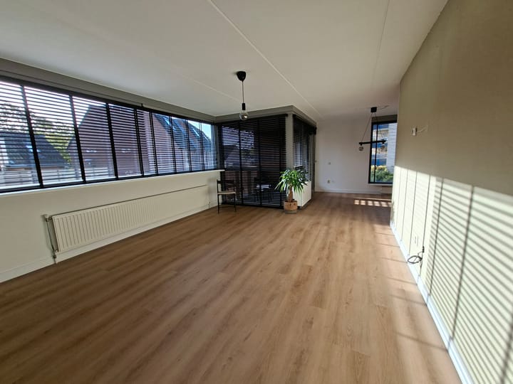 Foto 10 van Tuinstraat 25