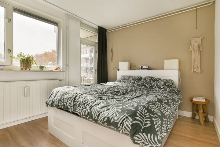 Photo 10 of Insulindeweg 338