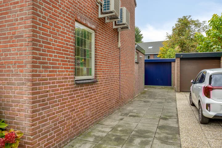 Foto 32 van Huijgensstraat 15