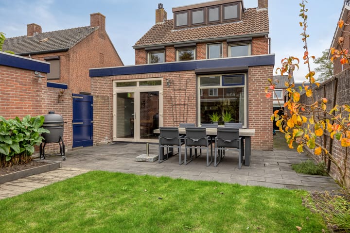 Foto 34 van Huijgensstraat 15