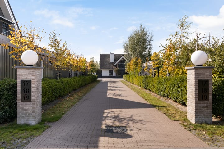 Photo 3 of Achter-Catwijk 17