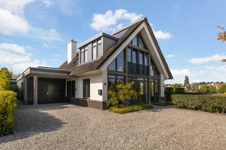 Photo 7 of Achter-Catwijk 17