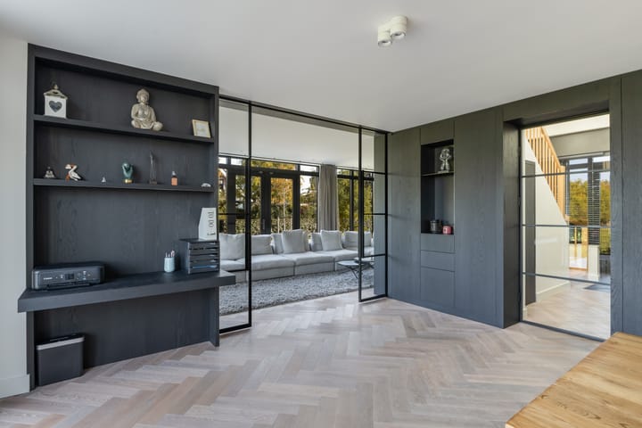 Photo 42 of Achter-Catwijk 17