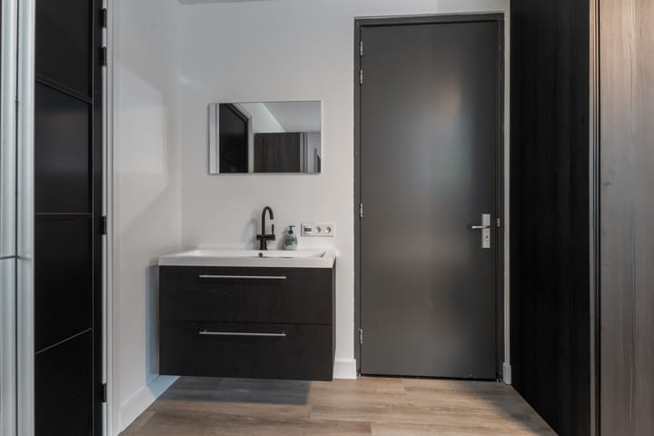 Photo 65 of Achter-Catwijk 17