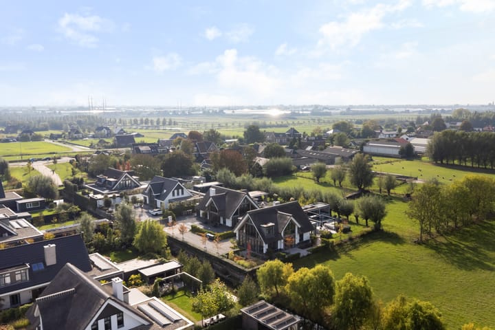 Photo 89 of Achter-Catwijk 17