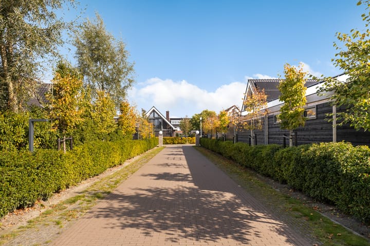 Photo 90 of Achter-Catwijk 17