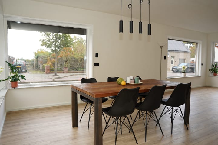 Photo 7 of Mgr. de Backerestraat 1