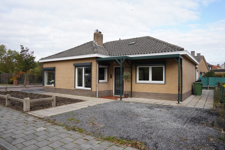 Photo 28 of Mgr. de Backerestraat 1