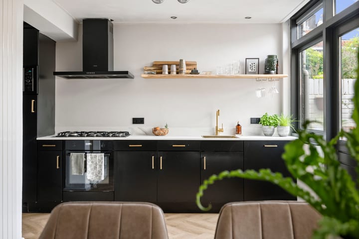 Photo 4 of Hercules Seghersstraat 8