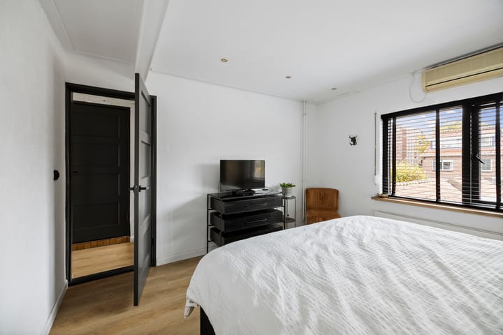 Photo 18 of Hercules Seghersstraat 8