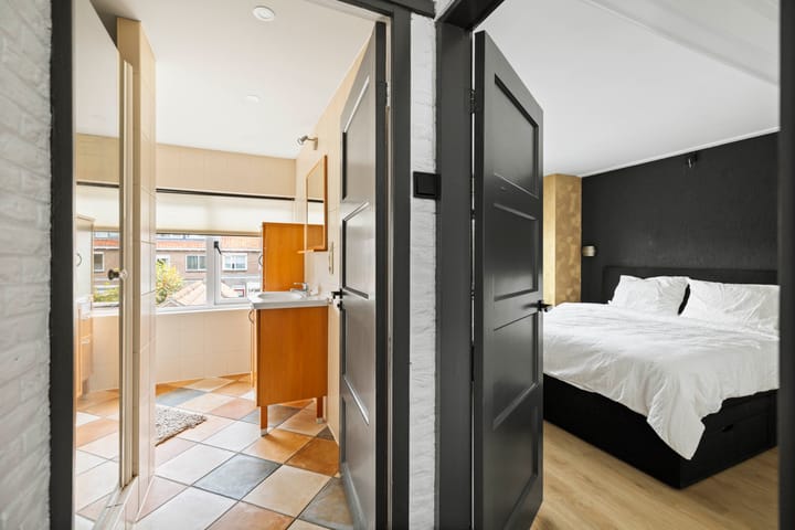 Photo 21 of Hercules Seghersstraat 8