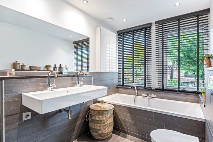 Photo 4 of Trompstraat 66