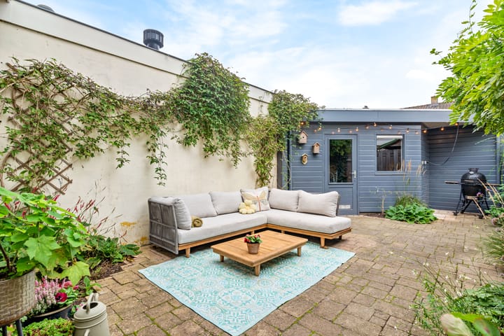 Photo 14 of Trompstraat 66