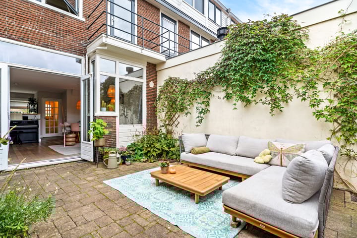 Photo 15 of Trompstraat 66