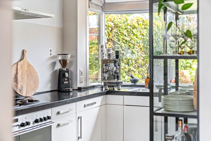 Photo 21 of Trompstraat 66