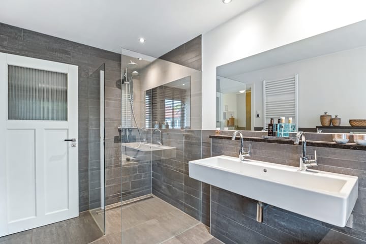 Photo 23 of Trompstraat 66