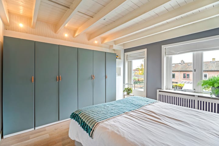 Photo 39 of Trompstraat 66