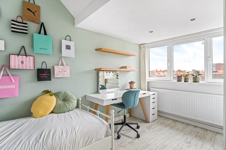 Photo 42 of Trompstraat 66