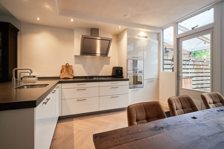 Foto 11 van van Hamelstraat 92