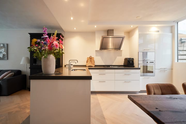 Foto 17 van van Hamelstraat 92