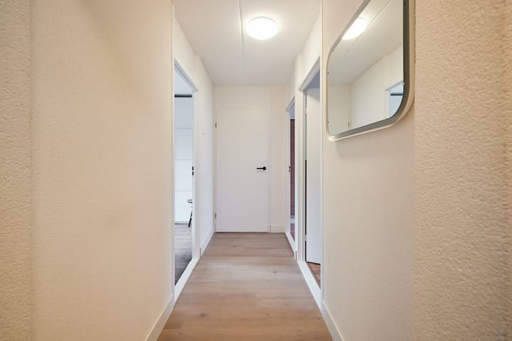 Foto 32 van van Hamelstraat 92