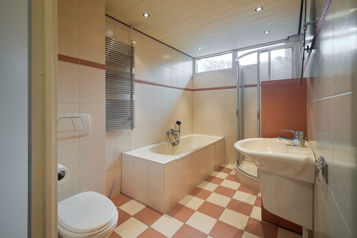 Foto 34 van van Hamelstraat 92