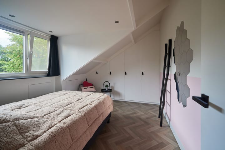 Foto 38 van van Hamelstraat 92