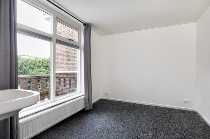 Foto 12 van Van Ittersumstraat 62-B