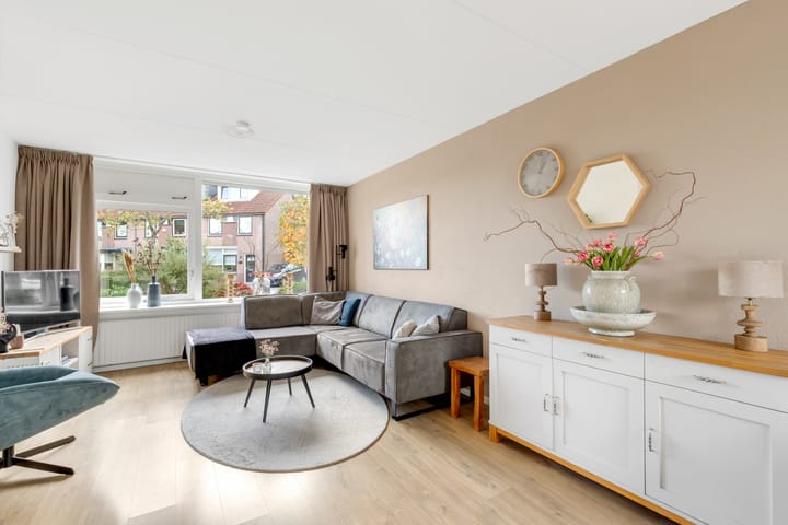 Foto 8 van Meester Folkertsstraat 7