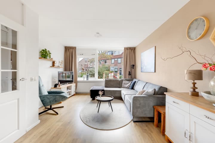 Foto 9 van Meester Folkertsstraat 7