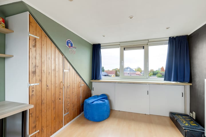 Foto 25 van Meester Folkertsstraat 7